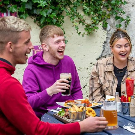 Bed and Breakfast The Bailey Gastro Bar Athlone Esterno foto