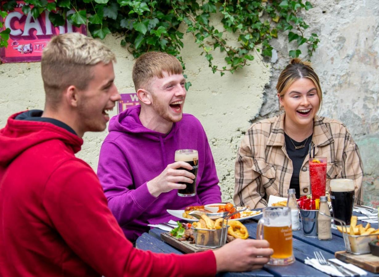 Bed and Breakfast The Bailey Gastro Bar Athlone Esterno foto